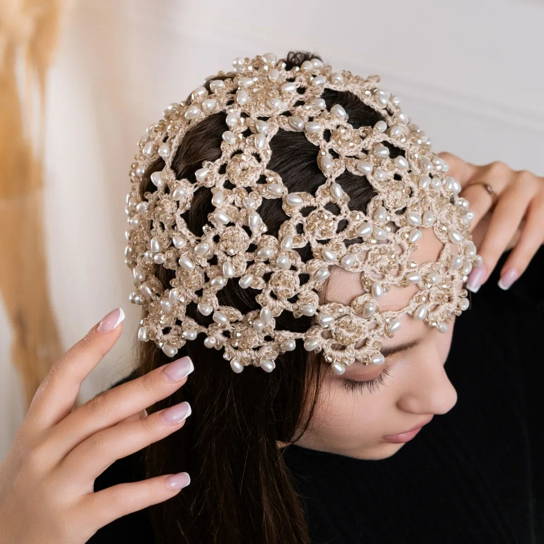 Flower beanie Amanda with pearls & bicones