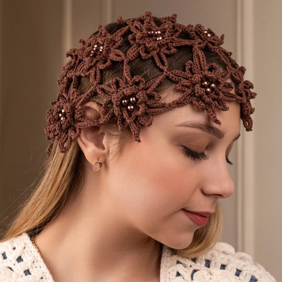 Floral beanie Scarlet with pearls