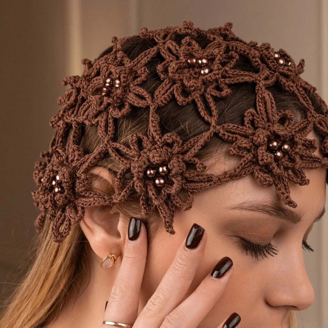 Floral beanie Scarlet with pearls