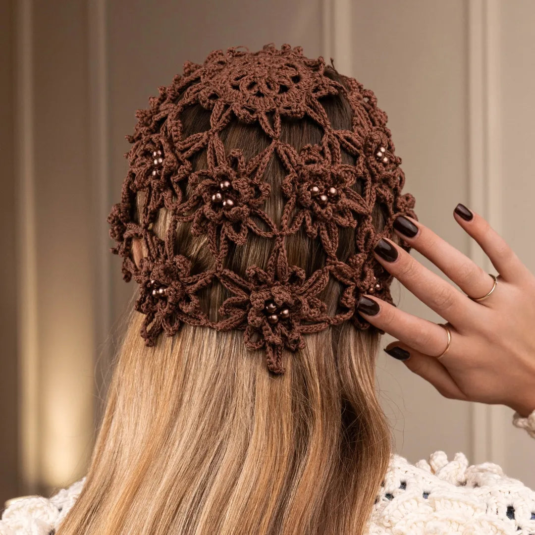 Floral beanie Scarlet with pearls