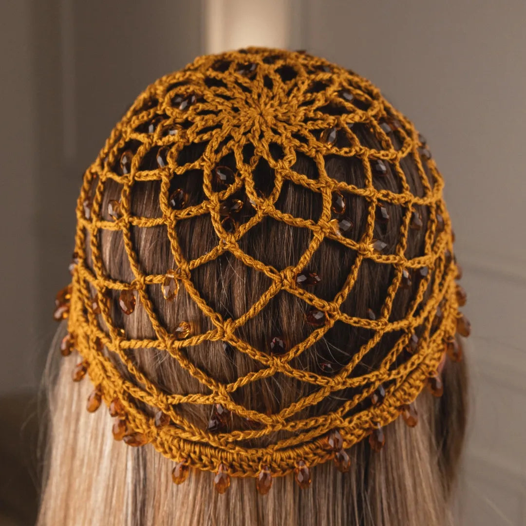 Mesh beania Eva with beads