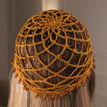 Mesh beania Eva with beads