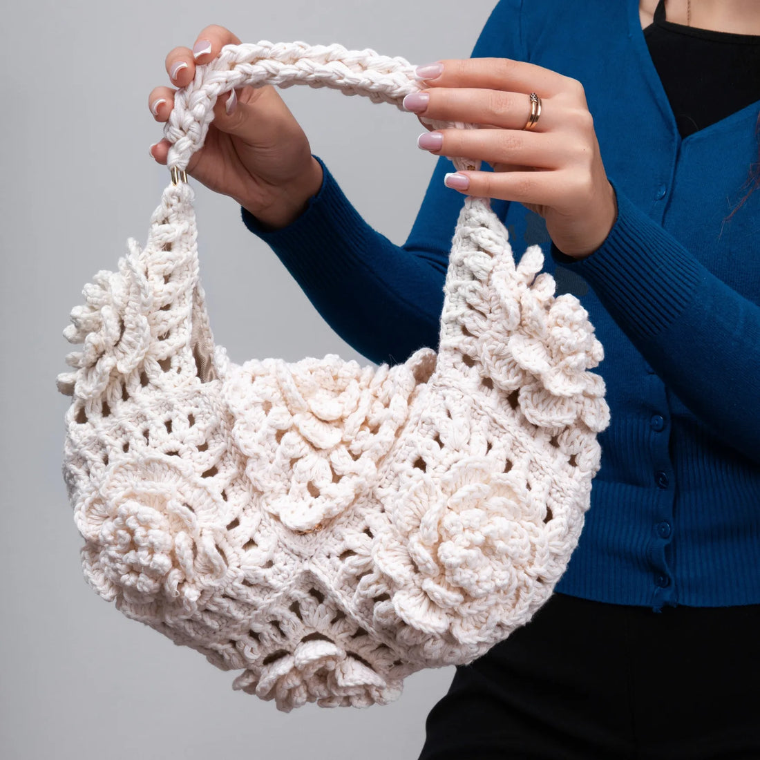 Flower granny square handbag