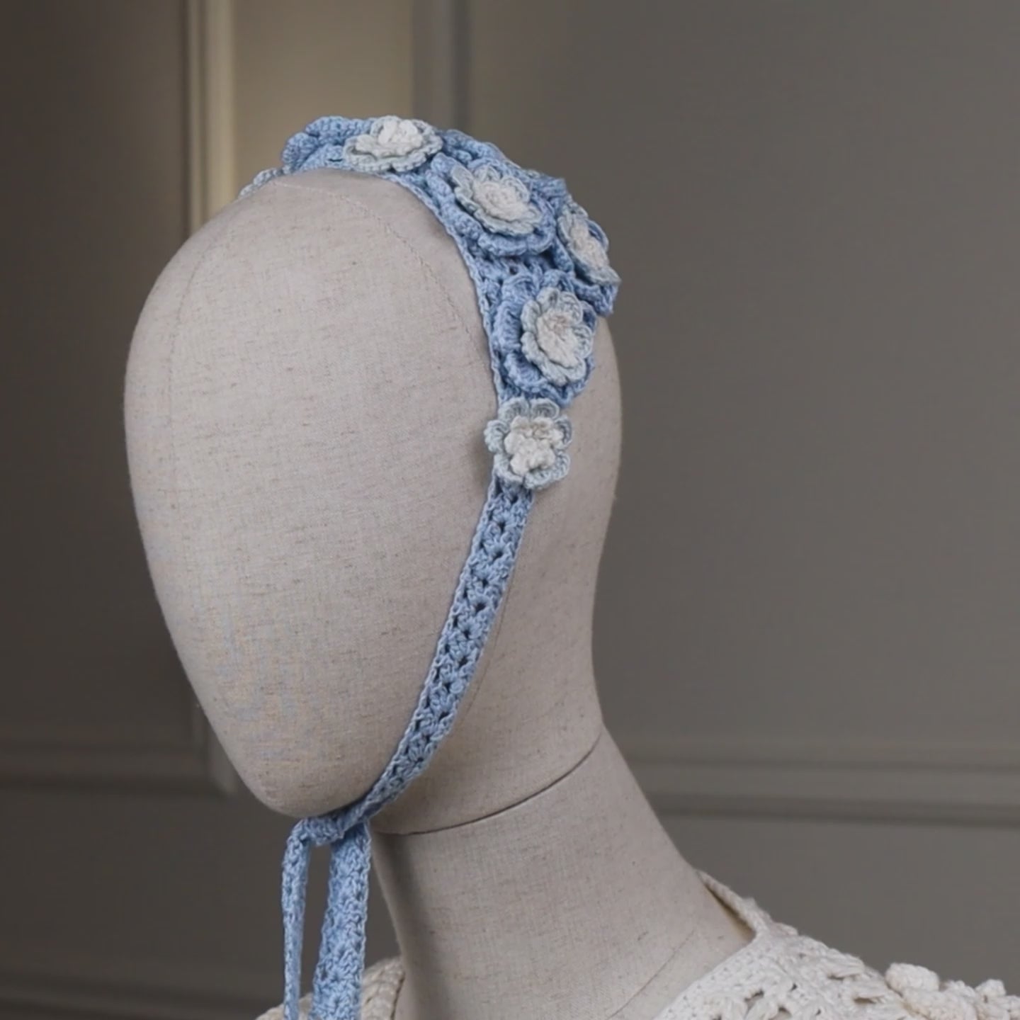 Floral bonnet
