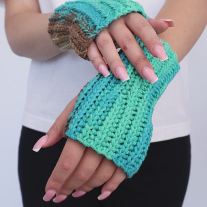 Ribbed mittens