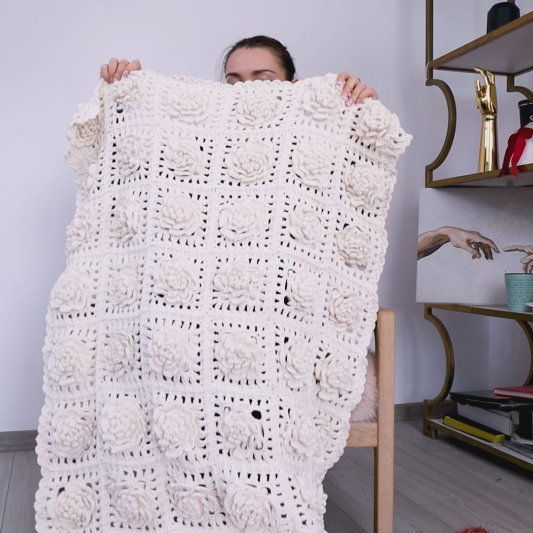 Flower granny square blanket